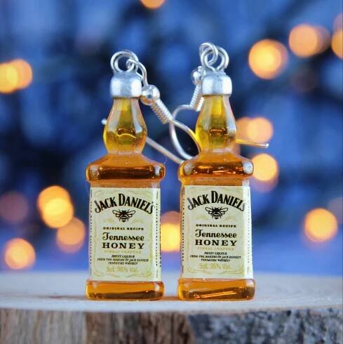 Whisky medová, vtipné náušnice, alkohol – Potvor - pomáhat tvořit