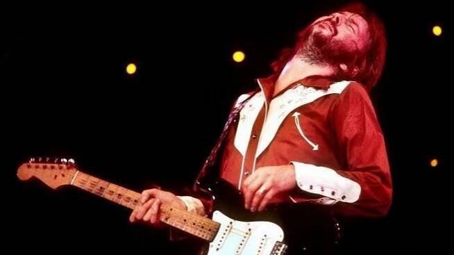 Největší hit napsal po smrti syna: Legendární kytarista Eric Clapton se musel vypořádat s heroinem i ztrátou dítěte