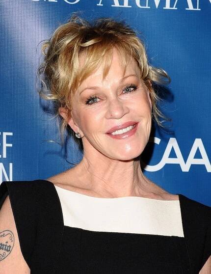 Neuvěřitelné fotografie z dětství Melanie Griffith: Do postele uléhala s obrovským lvem!