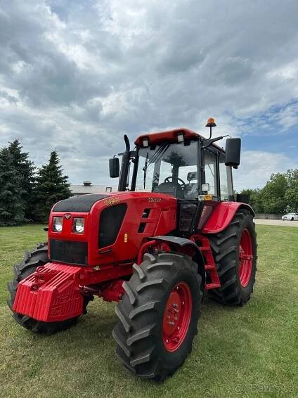 Traktor Belarus 1025.7 - Praha - východ