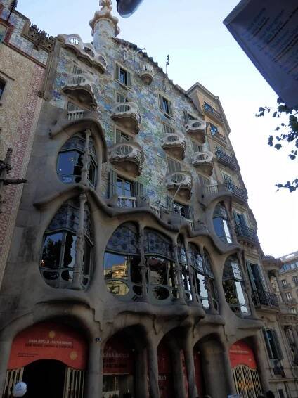 Casa Batlló - Atlas Obscura