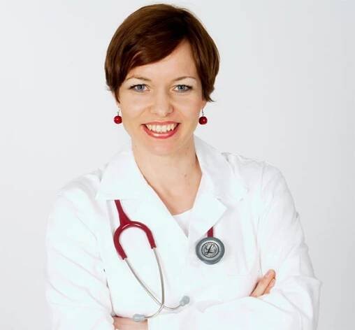 MUDr. Marie Skalská: Jak poznám, zda je můj pitný režim dostatečný a jak mi jeho dodržování pomůže v hubnutí? - Blog KalorickeTabulky.cz
