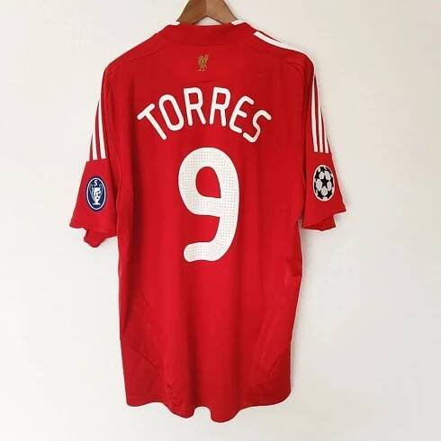 Torres-Liverpool-home-shirt-2008-2010