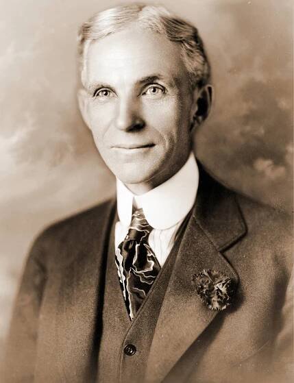 Henry Ford (30. července 1863 – 7. dubna 1947) byl americký podnikatel, průkopník automobilového průmyslu a zakladatel firmy Ford. Nestal se podle představ svého otce farmářem a v šestnácti letech odešel z domu. Zkusil štěstí v Detroitu, kde se u firem James Flower & Bros a Detroit Dry Dock vyučil zámečníkem. Po vyučení nastoupil do firmy Westinghouse jako opravář parních strojů a v roce 1891 získal dobré místo ve firmě Thomase Alvy Edisona, kde se pak vypracoval do pozice hlavního inženýra. V té době se Ford ve svém volném čase zabýval experimenty s benzinovými motory a stavbou vlastního automobilu, až v roce 1896 sestrojil a úspěšně vyzkoušel svůj první automobil. Jeho vůz vyvolal zájem jak veřejnosti, tak investorů. S jejich pomocí pak v roce 1899 založil svou první automobilovou firmu Detroit Automobile company, která ale brzy zkrachovala.