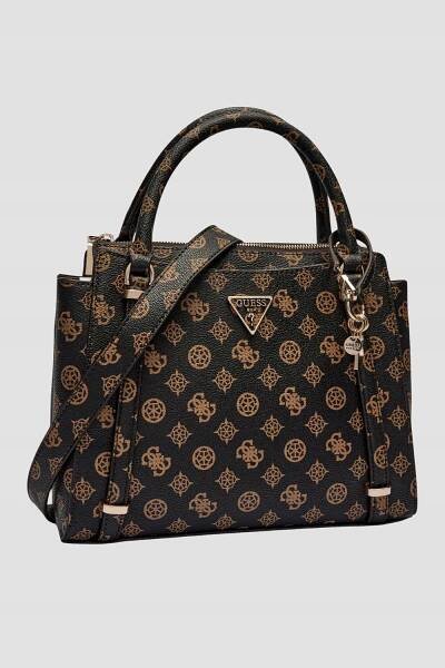 GUESS Hnědá dámská logovaná kabelka Daryna II Hloubka výrobku 11 cm