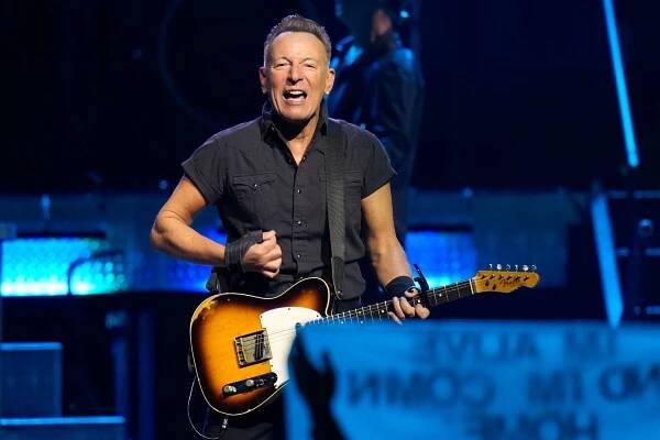 Bruce Springsteen se vrátil na pódia