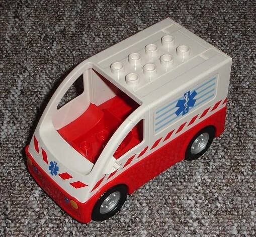 Lego Duplo sanitka - Hračky