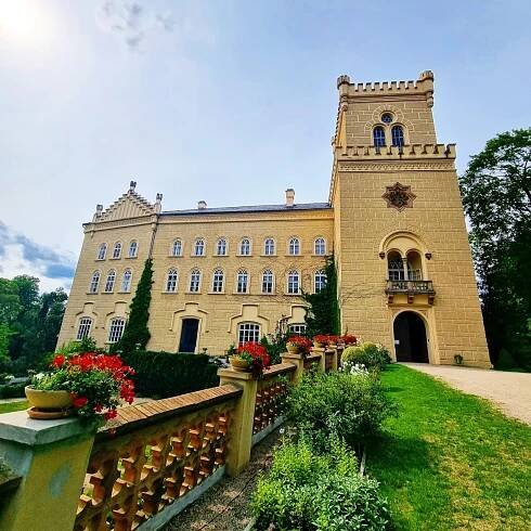 Pohádkový zámek Chyše | Karlovy Vary Region Card