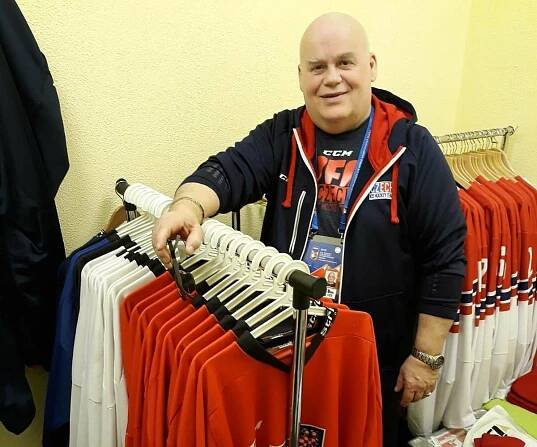 Jiří Šrámek se po 40 letech práce loučí! Na zápasy se budu chodit dívat i nadále, vzkazuje
