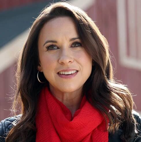 Hallmark Fans Are So Emotional After Lacey Chabert Posts Rare Family Instagram