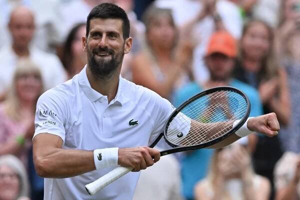 Zase je v něčem nejlepší. Djokovič překonal ve Wimbledonu další grandslamový rekord