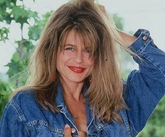 Linda Hamilton Biography - Facts, Childhood, Family Life & Achievements