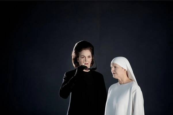 Anna Larsson - Eliasson Artists 