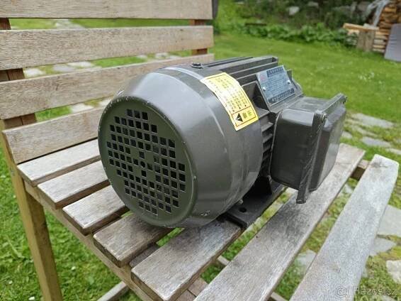 Třífázový motor 380V, 1,5kW - Strakonice