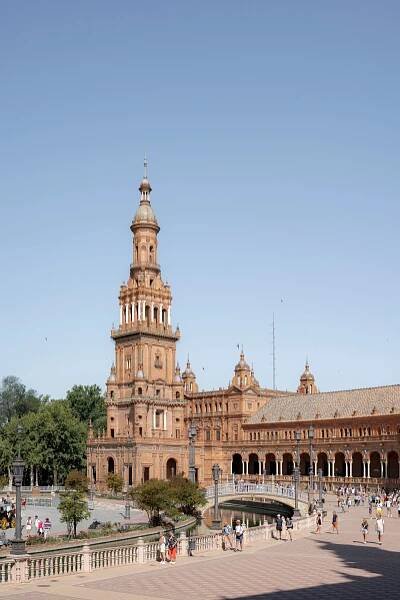 Sevilla - FRASER MCGEE