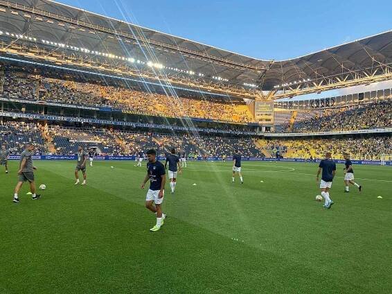 Fenerbahce po příletu zůstává v Brně. Do Uherského Hradiště dorazí až na zápas