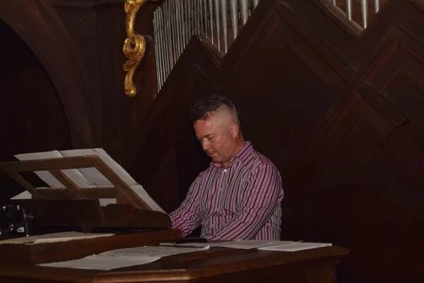 Tomáš Flégr zahájil festival, pochvaloval si kladrubské varhany
