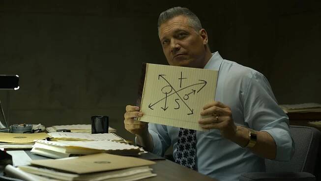 Holt McCallany in Mindhunter: Lovci myšlenek (2017)