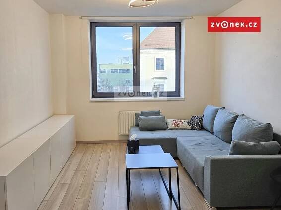 Obrázek k zakázce č.: 707796 | Pronájem bytu, 2+kk, 48 m²