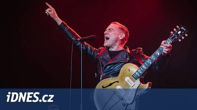 Na pódiu jako doma. Bryan Adams na podzim rozpumpuje fanoušky v Brně - iDNES.cz