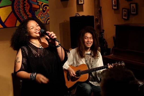 Davina Robinson | The Only American Powerhouse Blues Queen in Japan - GALLERY