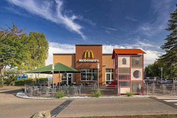 McDonald's Restaurant Ulm Blaubeurer Straße — McDonald's Gerhard Schmid