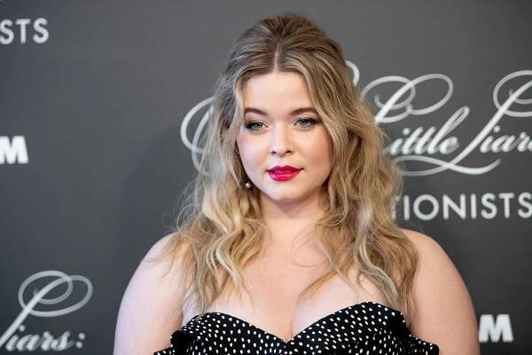Celebrities Daily Soap - Sasha Pieterse: From Child Star to Hollywood Icon – A Journey Through Fame