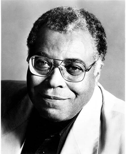 Foto: Odešel hlas Dartha Vadera, Mustafy i CNN. Zemřel herec James Earl Jones
