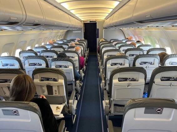 Review: Lufthansa A321 Business Class (FRA-VCE)