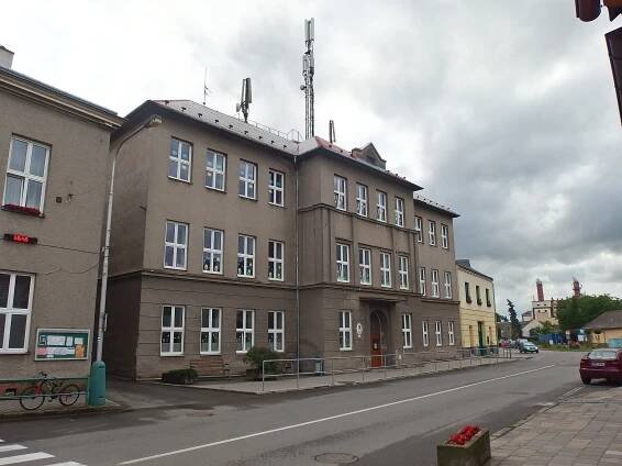 Soubor:Brodek u Přerova, škola.jpg – Wikipedie