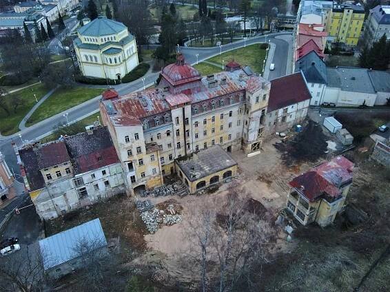 Historie Mariánských Lázní mizí před očima, varuje zdejší patriot