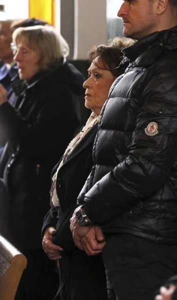 Pohřeb otce Křemílka a Vochomůrky Smetany: Uplakaná Bohdalová, zpíval Gott