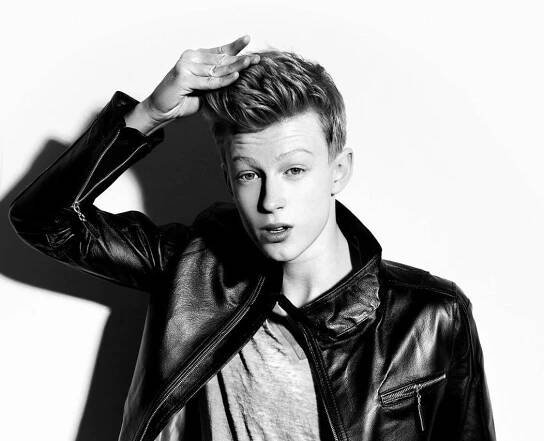ADAM MIŠÍK – Tvoje světy