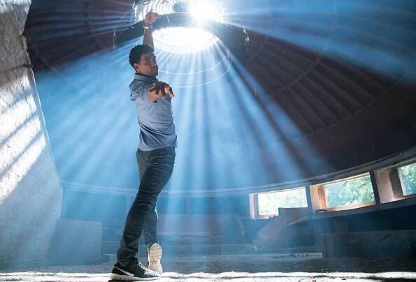 YULI: CARLOS ACOSTA-STORY um das Tanzen und KUBA in drei Jahrzehnten