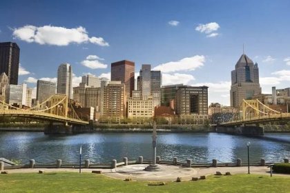 Pittsburgh Travel and Accommodations