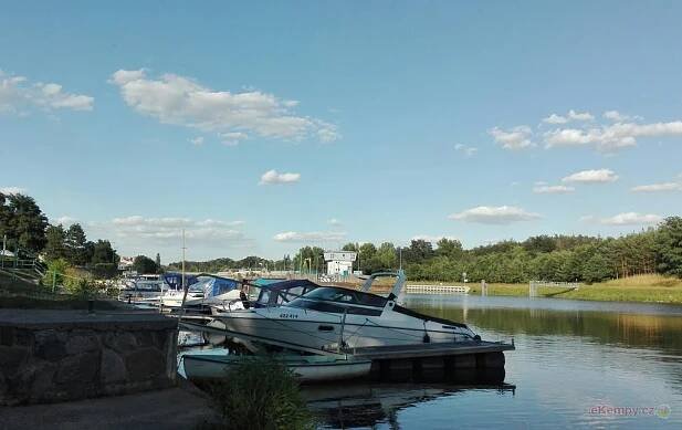Marina Týnec - Týnec nad Labem, Kolín