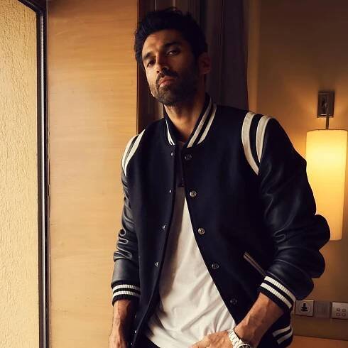Inside Aditya Roy Kapur’s Mumbai home in 10+ photos and videos