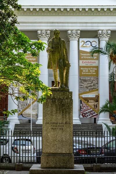 Statue of George Grey, Cape Town