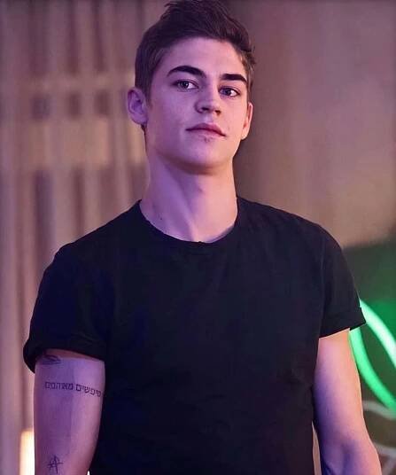 Book Character Hardin Scott Wallpaper
