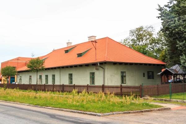 Myslivna v Kladrubech nad Labem