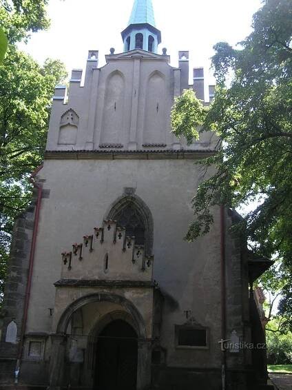 Chrudim - kostel sv. Michaela - Kostel