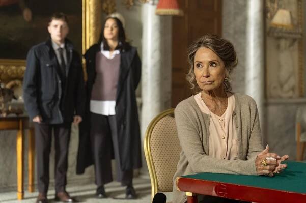 Gerran Howell as DC Simon Evans, Izuka Hoyle as DS Alice Finch, Felicity Kendal as Lady Bryce