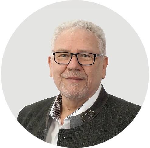Mann mit Brille