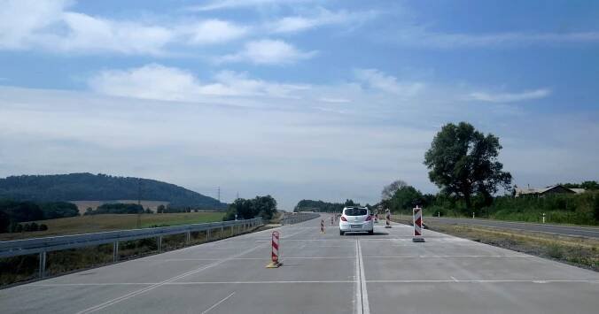 Stavba dálnic v Česku: Používejme strusku, navrhuje Brabcův úřad