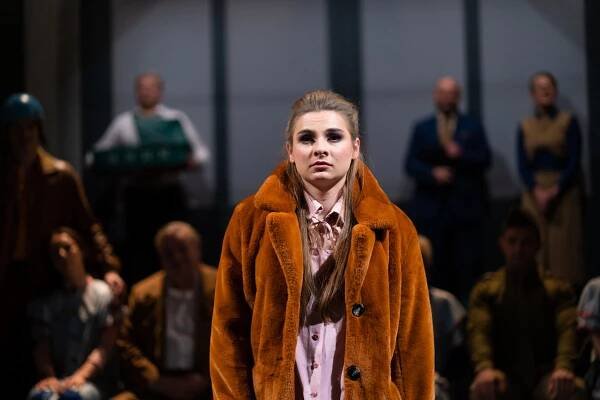 Lásky jedné plavovlásky v Divadle Petra Bezruče mají našlápnuto stát se kultovním přestavením