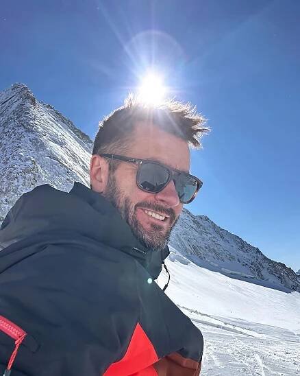 Galerie | Marek Ztracený opět terčem podvodu: Falešné video láká na astronomický výdělek | Globe24.cz