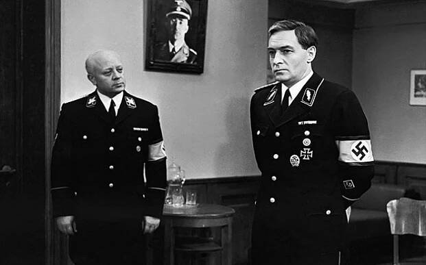 Sedmnáct zastavení jara - Z filmu - Leonid Broněvoj, Vjačeslav Tichonov