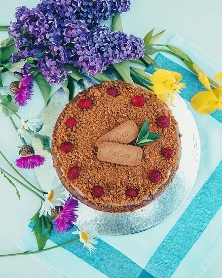 Lucie Šumová: LOTUS CHEESECAKE