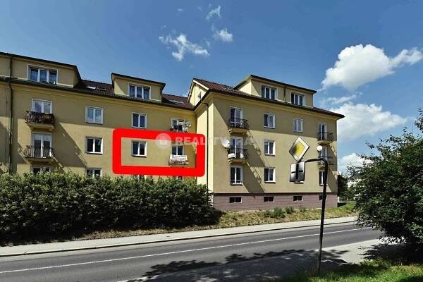 PRODEJ PĚKNÉHO, ZDĚNÉHO BYTU 2+1, 64 M2 S BALKONEM, HUSOVA 802, STRAKONICE