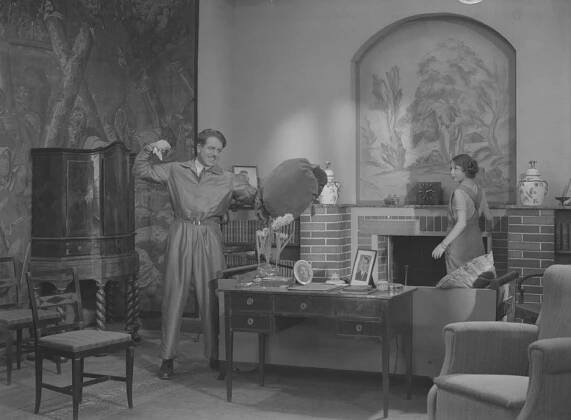 Adolf Jahr, Magda Holm - Svärmor kommer - Z filmu